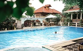 Amed Cafe&Hotel Kebun Wayan